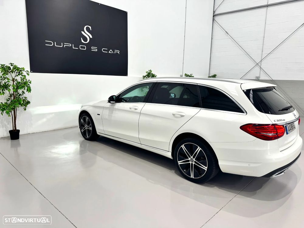 Mercedes-Benz C 300 de Edition - 12