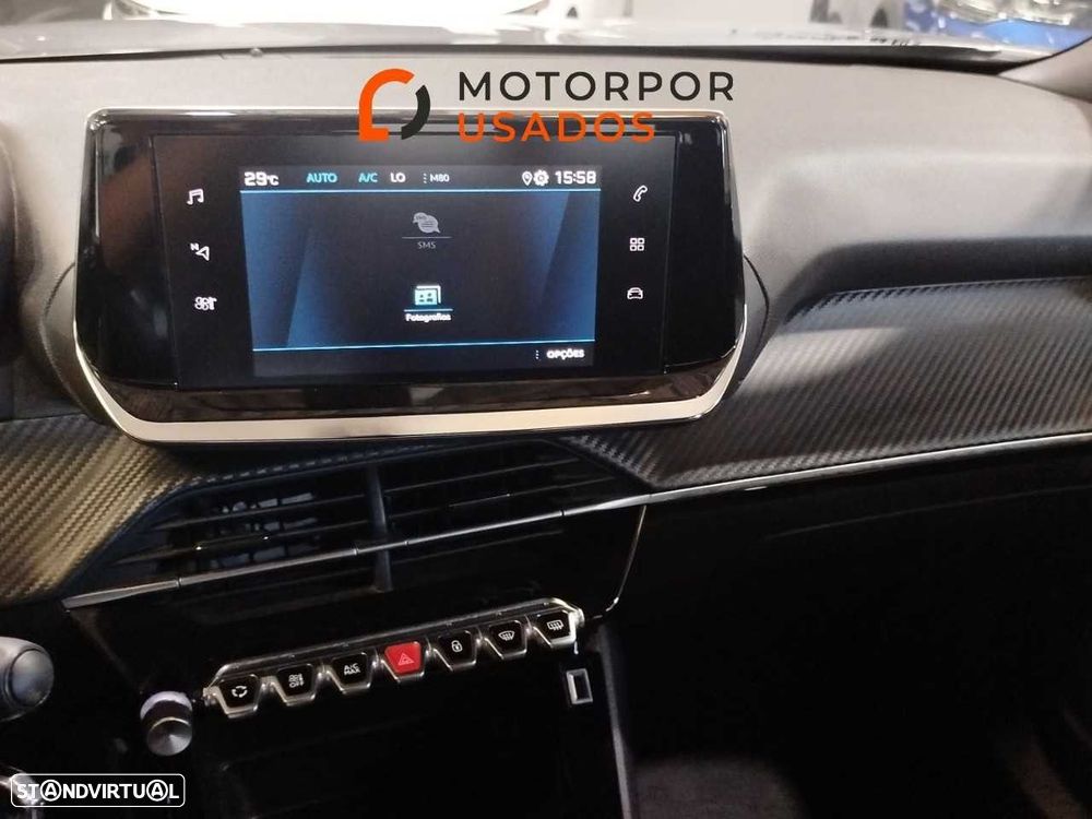 Peugeot 2008 1.2 PureTech Active - 19
