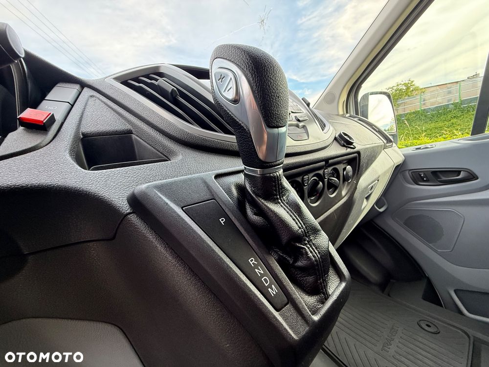 Ford Transit - 14
