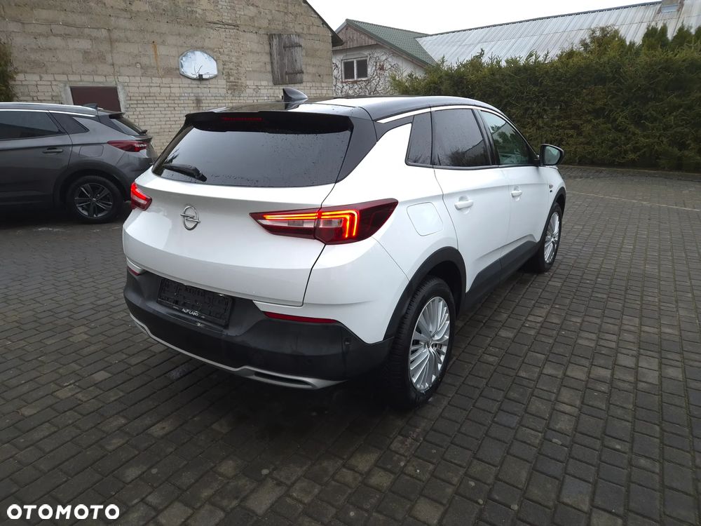 Opel Grandland X 1.2 Start/Stop Automatik 120 Jahre - 3