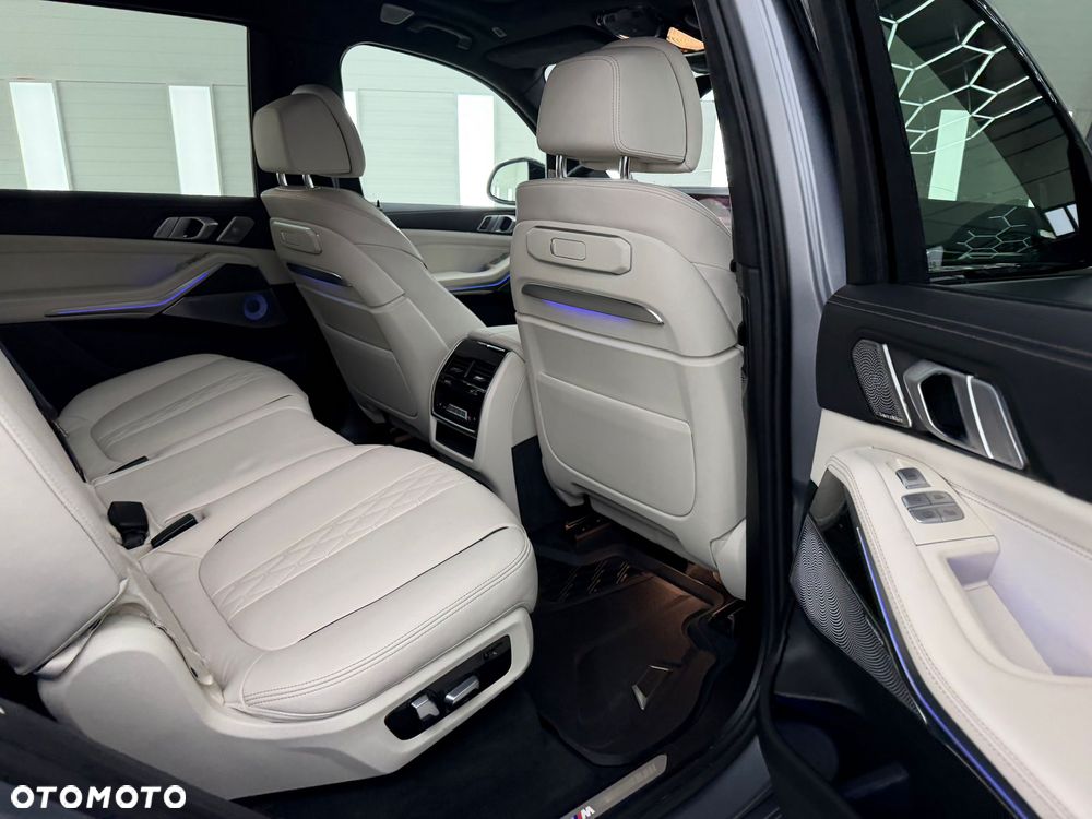 BMW X7 xDrive40d - 15