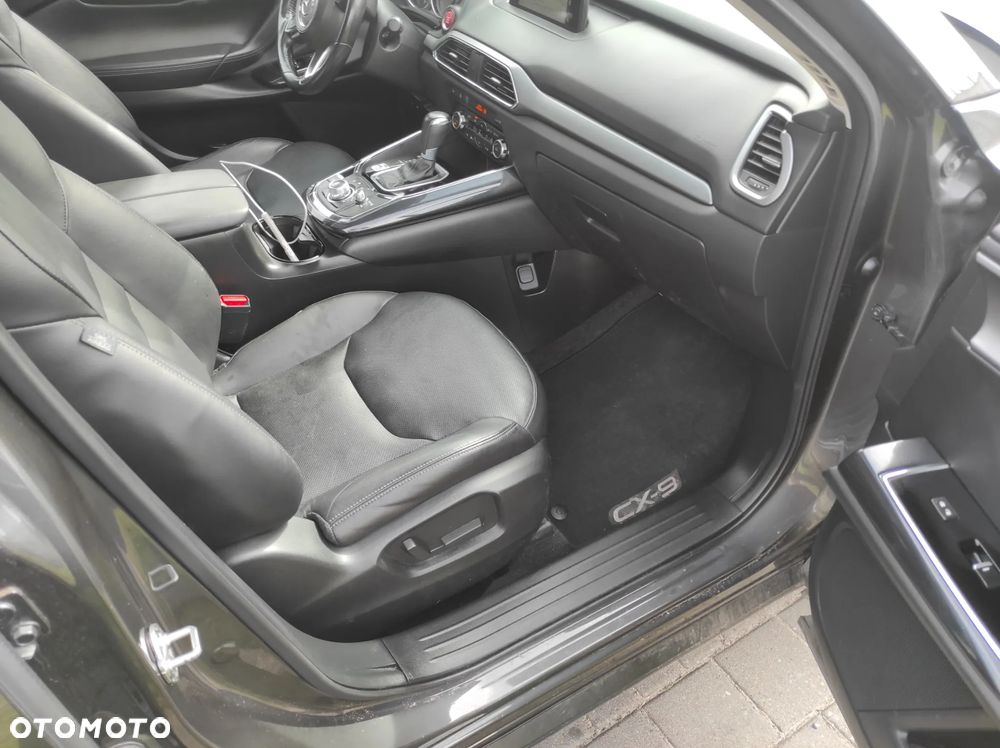 Mazda CX-9 - 15