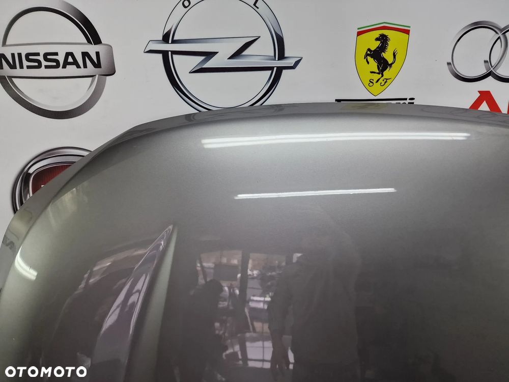 NISSAN NAVARA NP300 D23 15- MASKA + KOMPLET WEWNĘTRZNYCH USZCZELEK OD SPODU MASKI , NR AUKCJI NM14 - 7