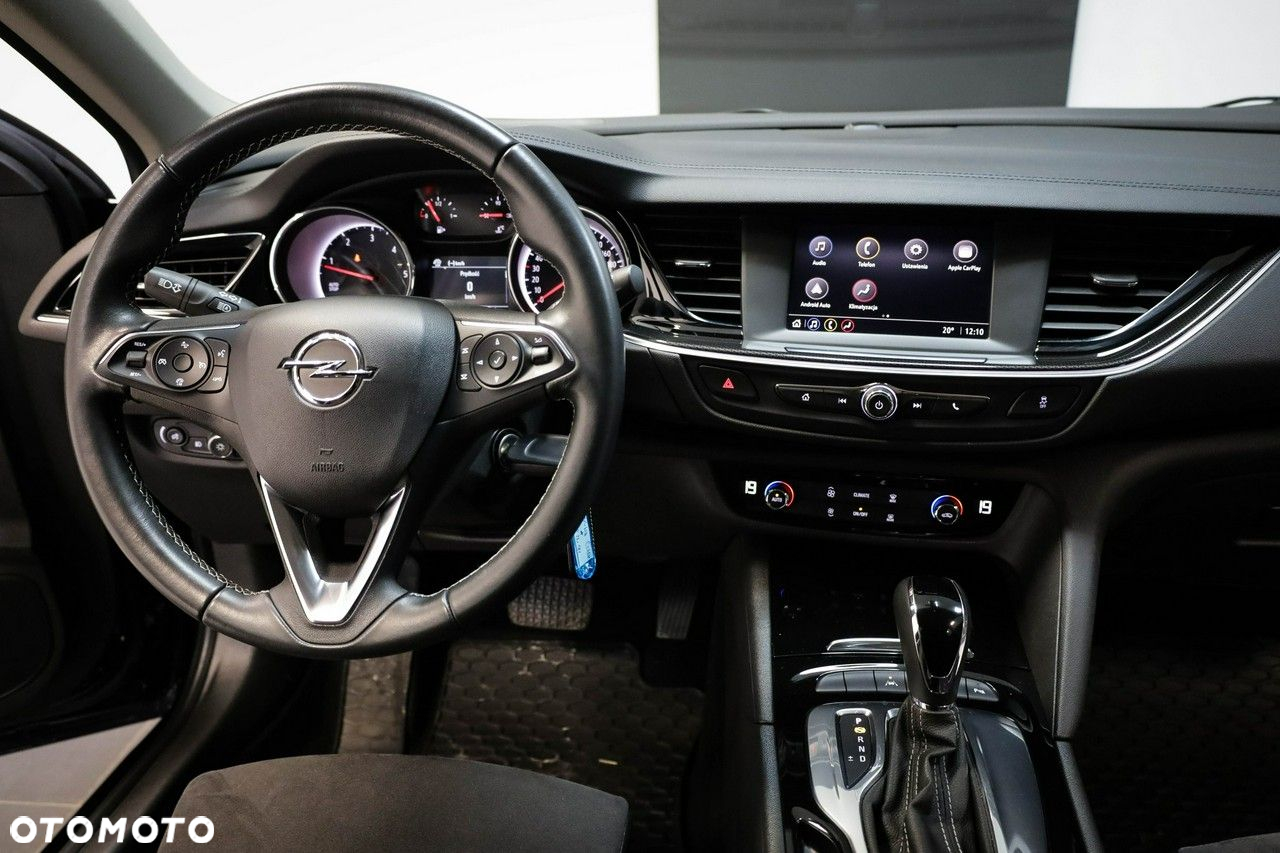 Opel Insignia - 21