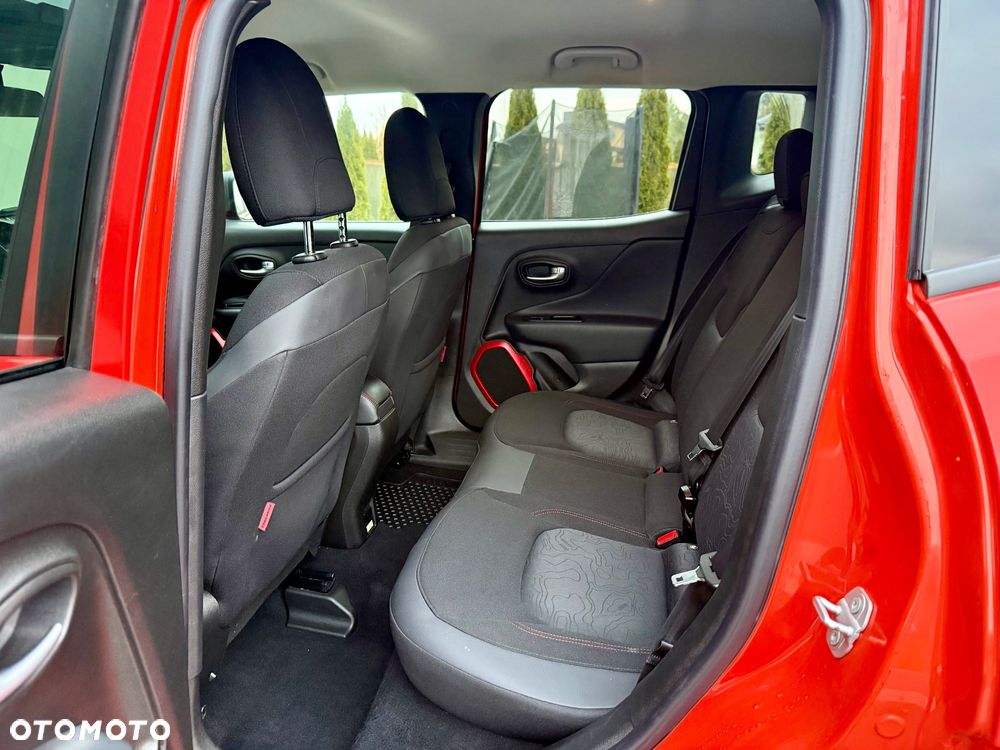 Jeep Renegade - 19