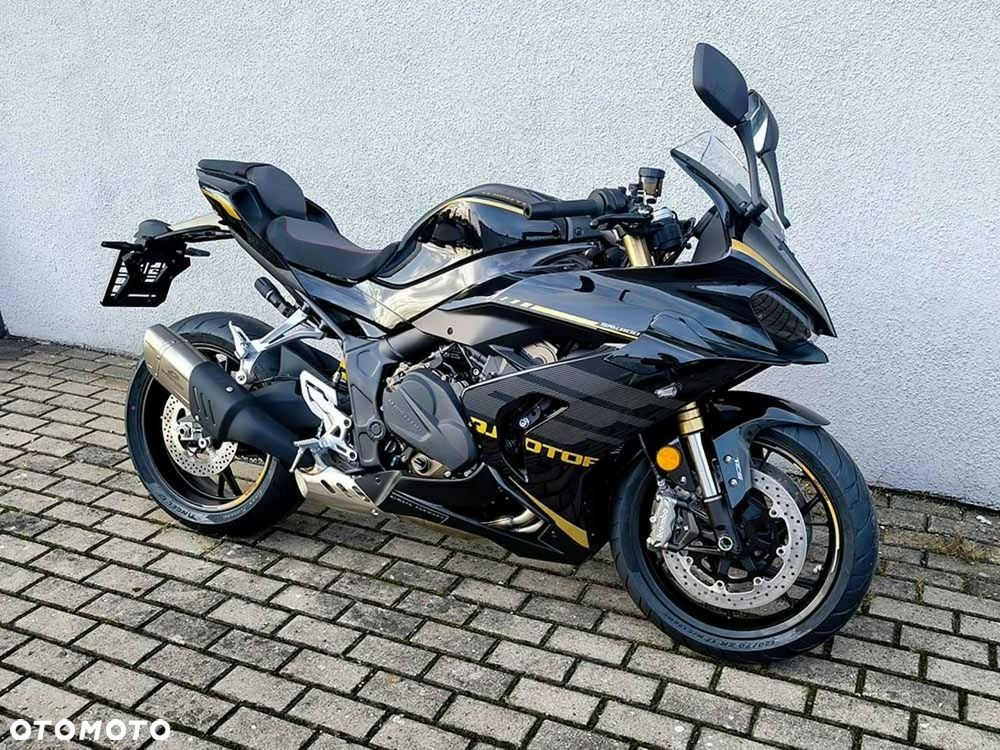 QJMOTOR SRK 800RR - 7