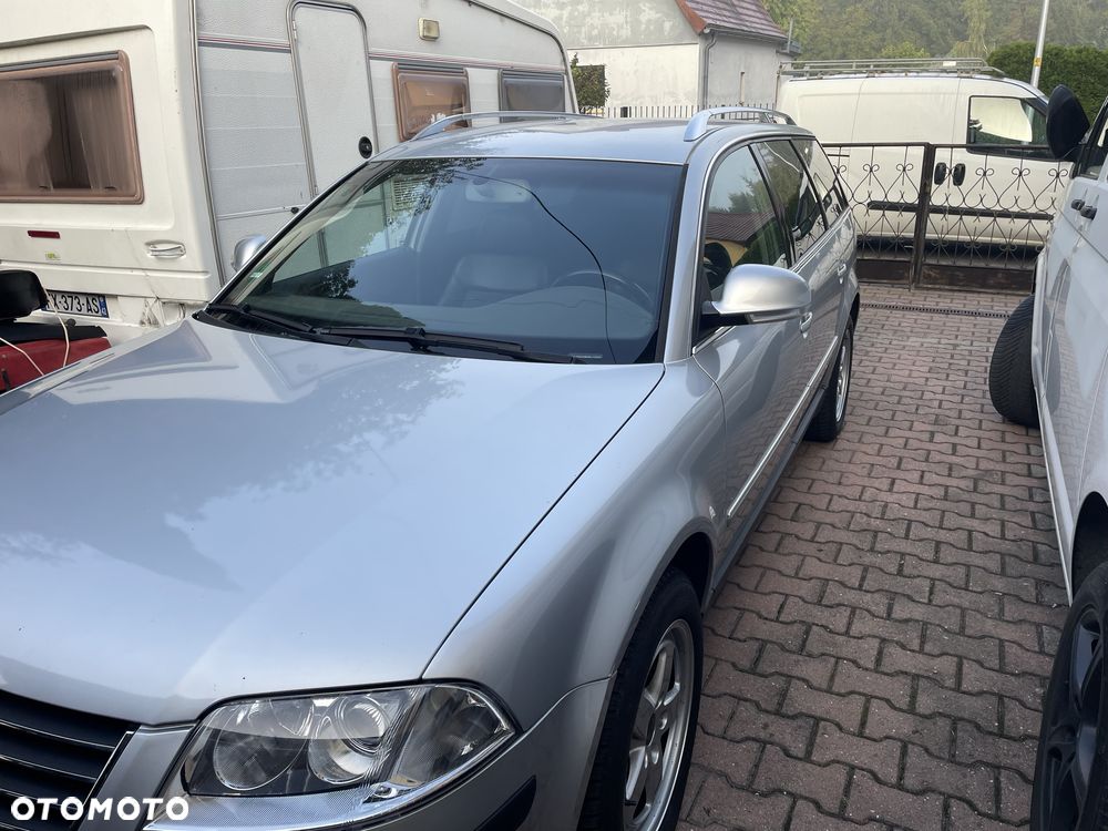 Volkswagen Passat 2003 photo 4