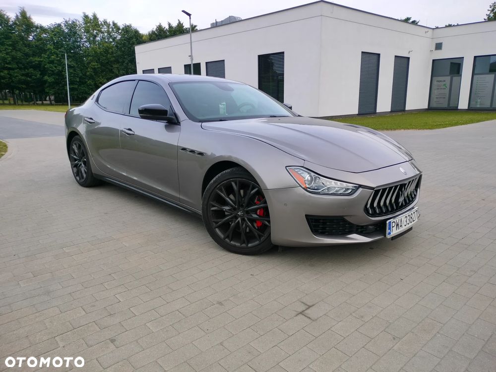Maserati Ghibli Standard - 2