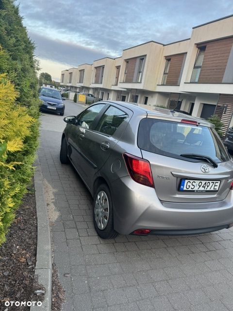 Toyota Yaris 1.33 Premium MS EU6 - 7