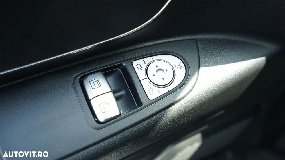 Mercedes-Benz vito - 12