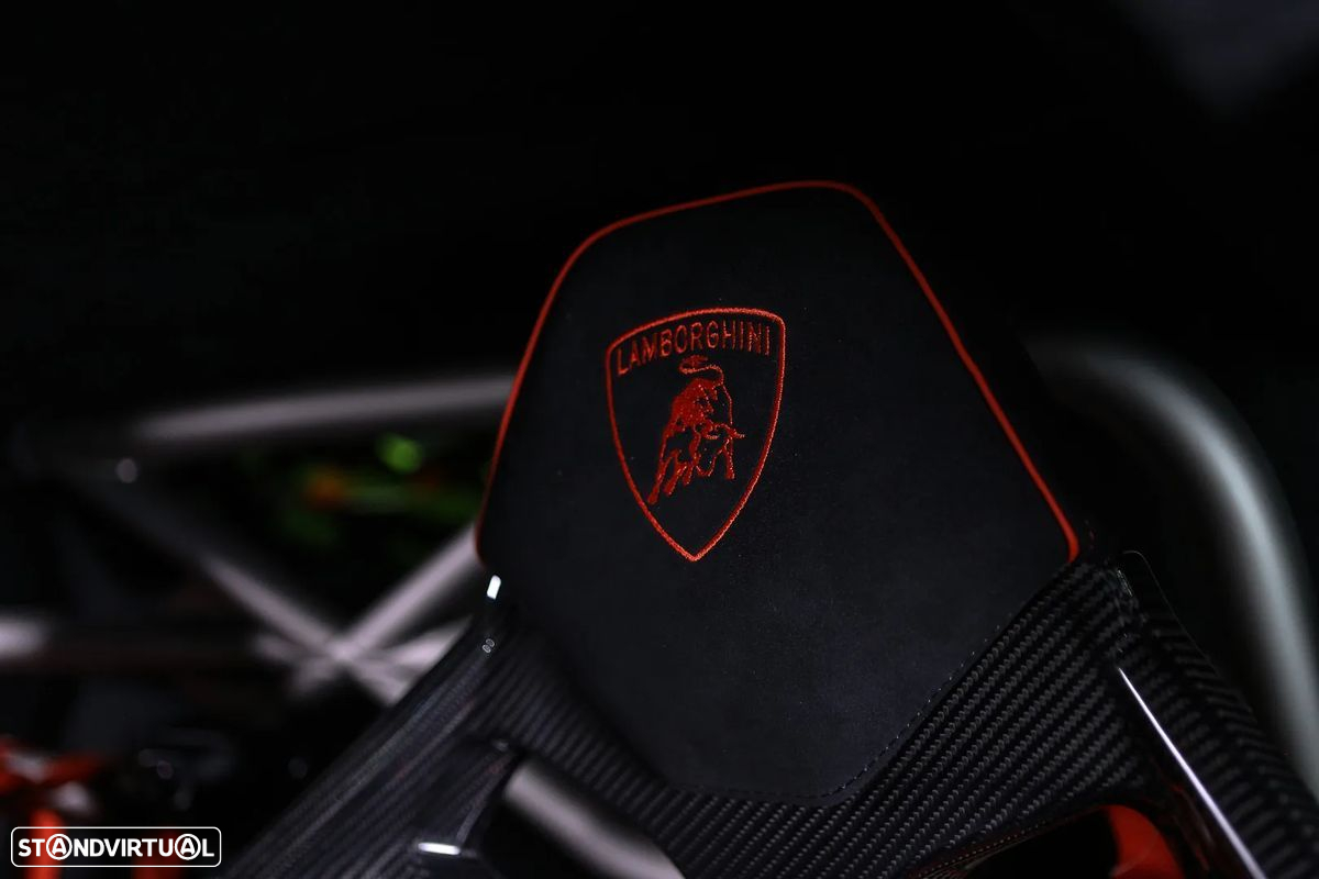 Lamborghini Huracán STO - 9