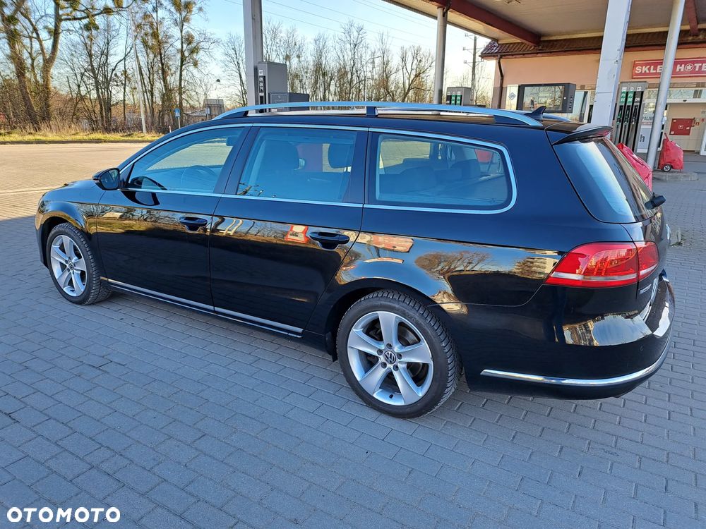Volkswagen Passat - 13