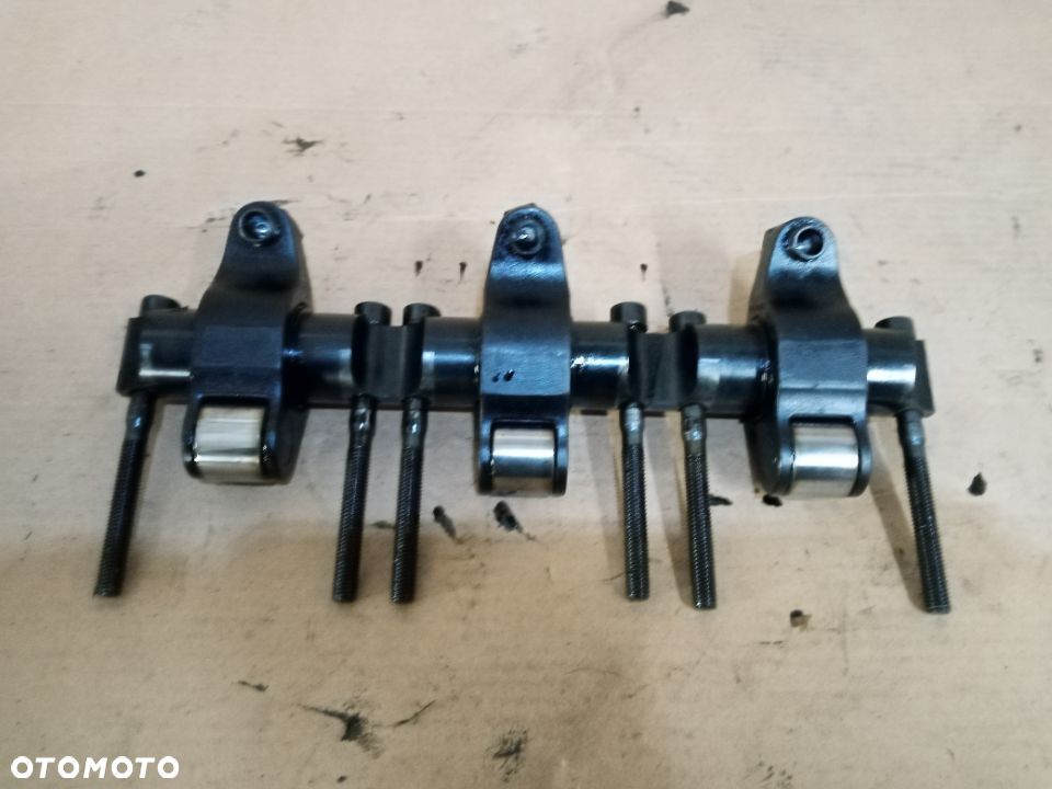 Wałek rozrządu pompowtryskiwaczy popychacz Seat Arosa 1.4 TDI - 3
