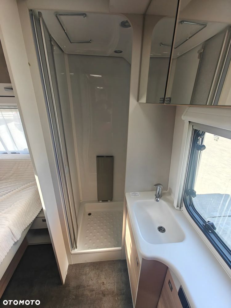 Dethleffs Nomad 650 RQT - 16