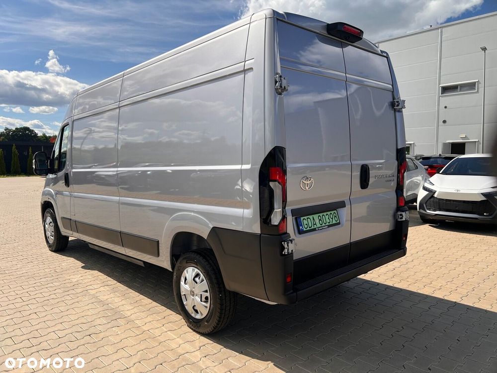 Toyota PROACE MAX - 8