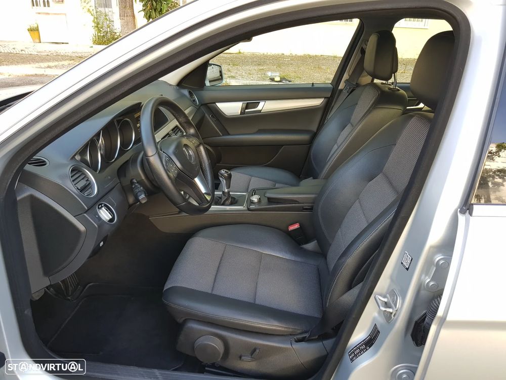 Mercedes-Benz C 220 CDi Avantgarde BlueEfficiency - 28