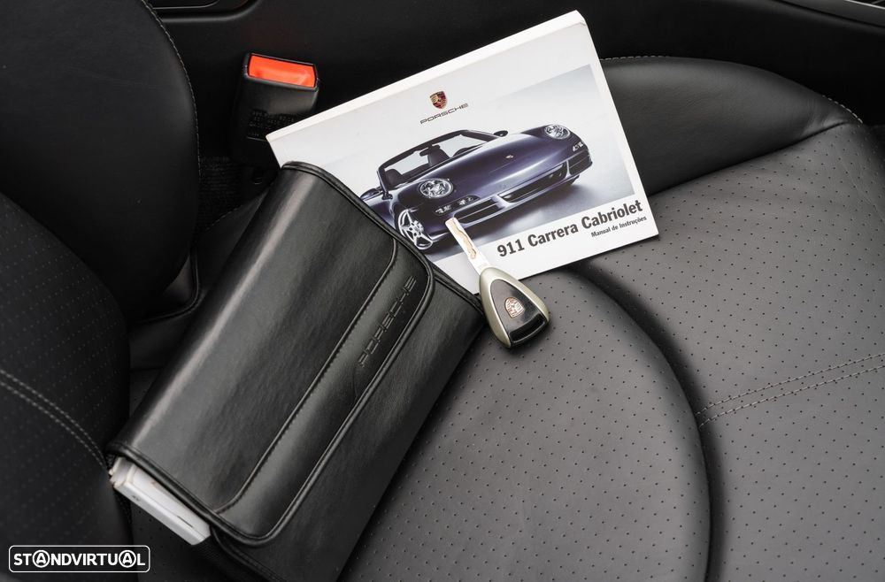 Porsche 911 Série F - 18