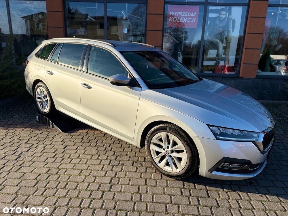 Skoda Octavia 2.0 TDI First Edition - 4