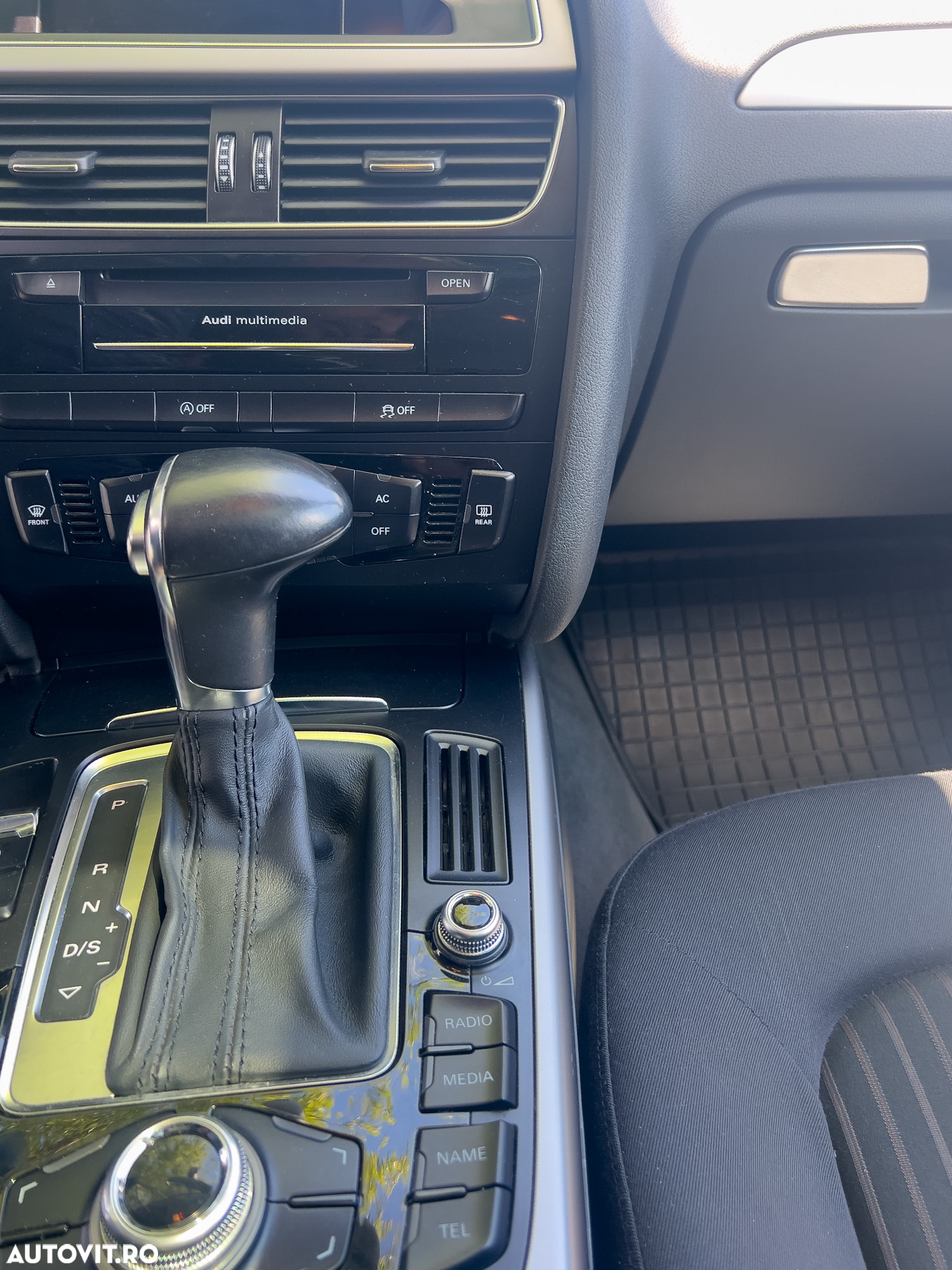 Audi A4 Avant 2.0 TDI Multitronic - 8