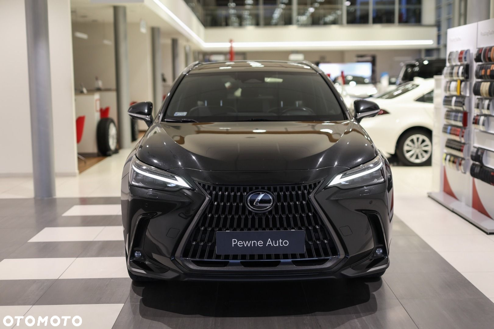 Lexus NX - 3