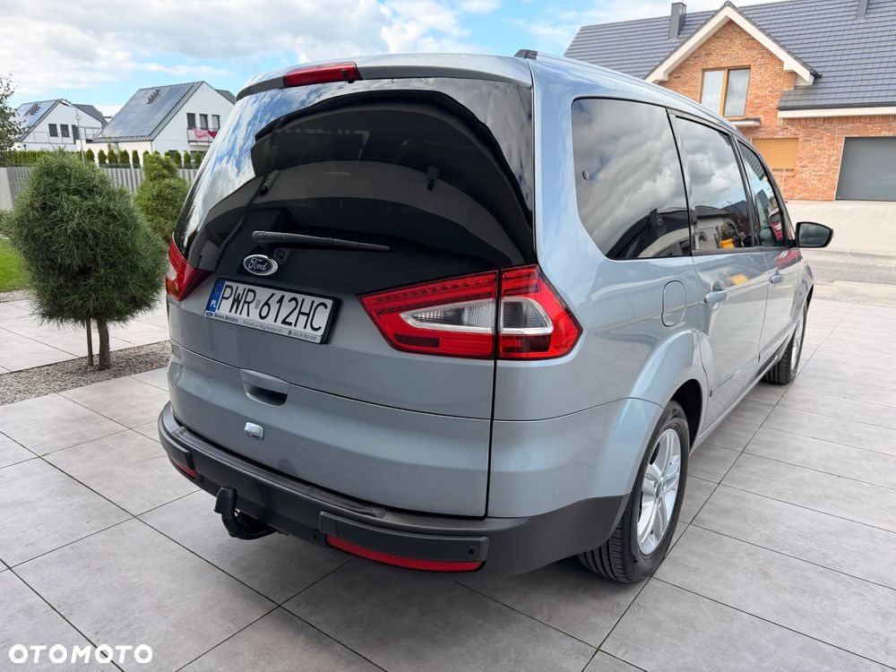Ford Galaxy - 11