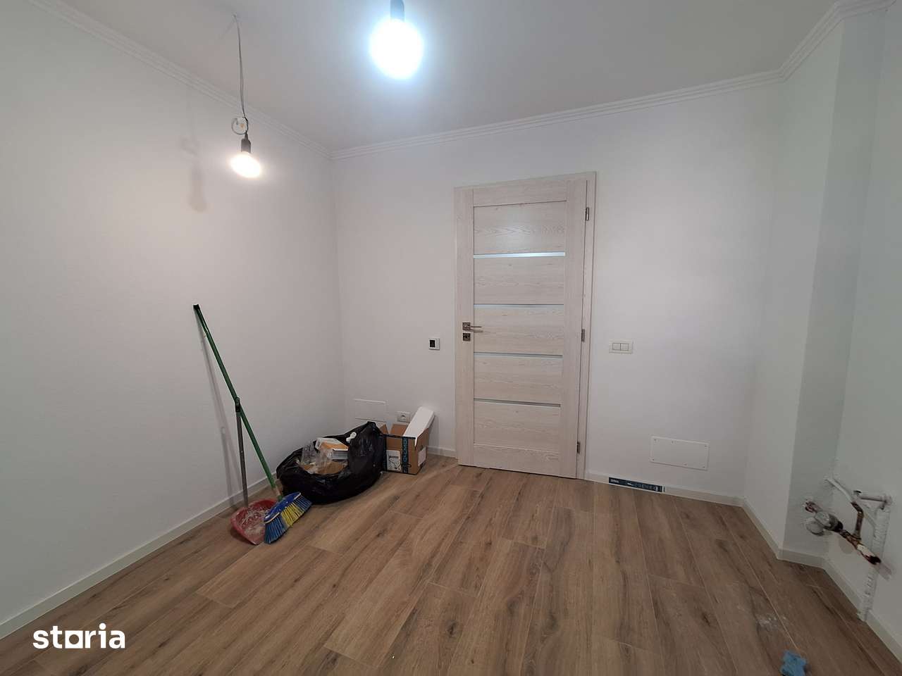3 camere-71 mp - et 1 -Renovat 2026-incalzire in pardoseala-Dambovita — fotografia 3