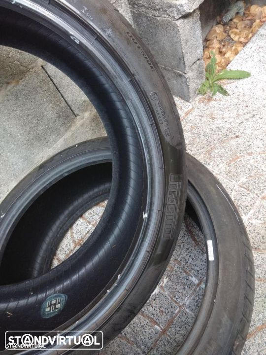 Ref 004 // 2 pneus 275/35/21´ Pirelli Pzero 103Y com 70% piso - 3