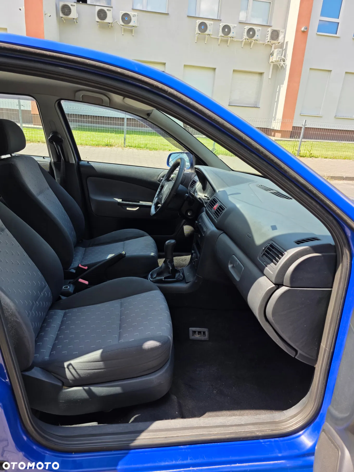 Skoda Octavia 1.6 Ambition - 8