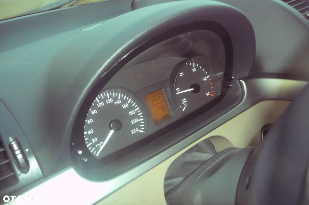 Mercedes-Benz Viano - 6