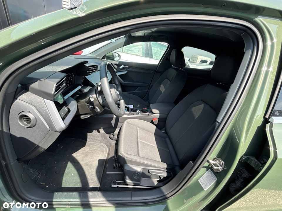 Audi A3 Sportback - 15