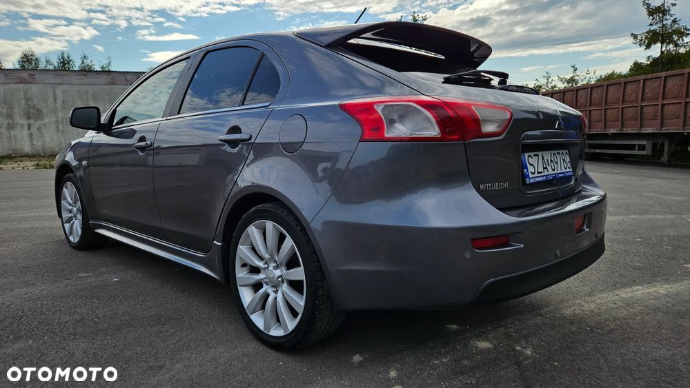 Mitsubishi Lancer 1.8 Intense - 2