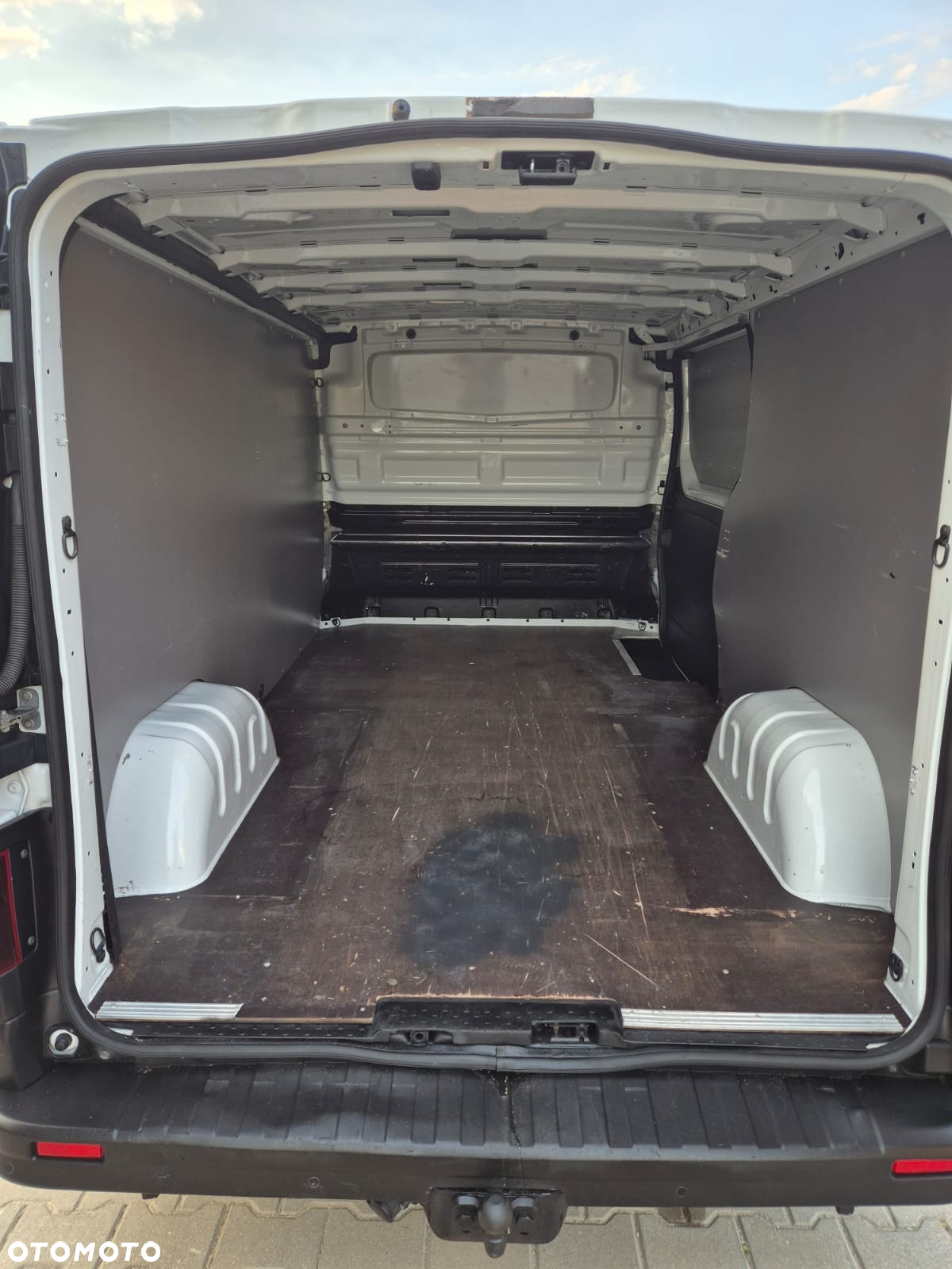 Opel Vivaro 2018r Long L2H1 150Tys km Super Stan - 11