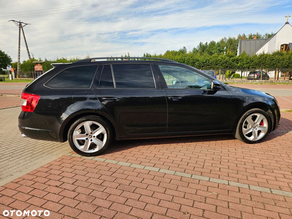 Skoda Octavia 2.0 TDI DSG RS - 8