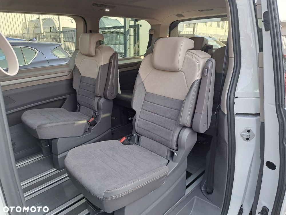 Volkswagen Multivan 2.0 TDI L2 Edition DSG - 12