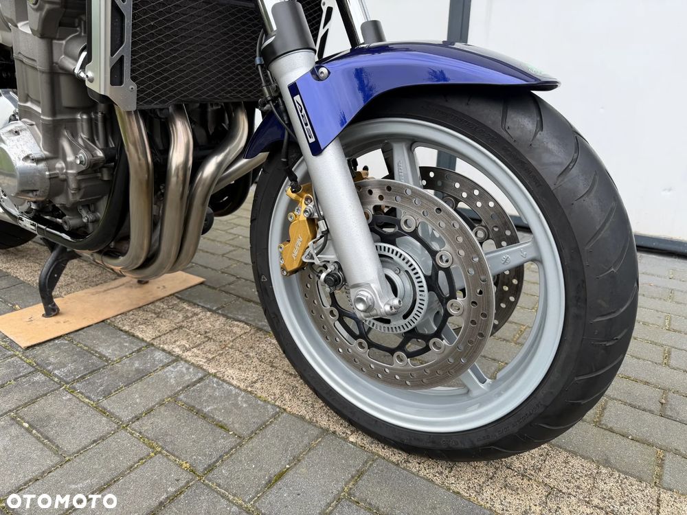 Honda CB - 23