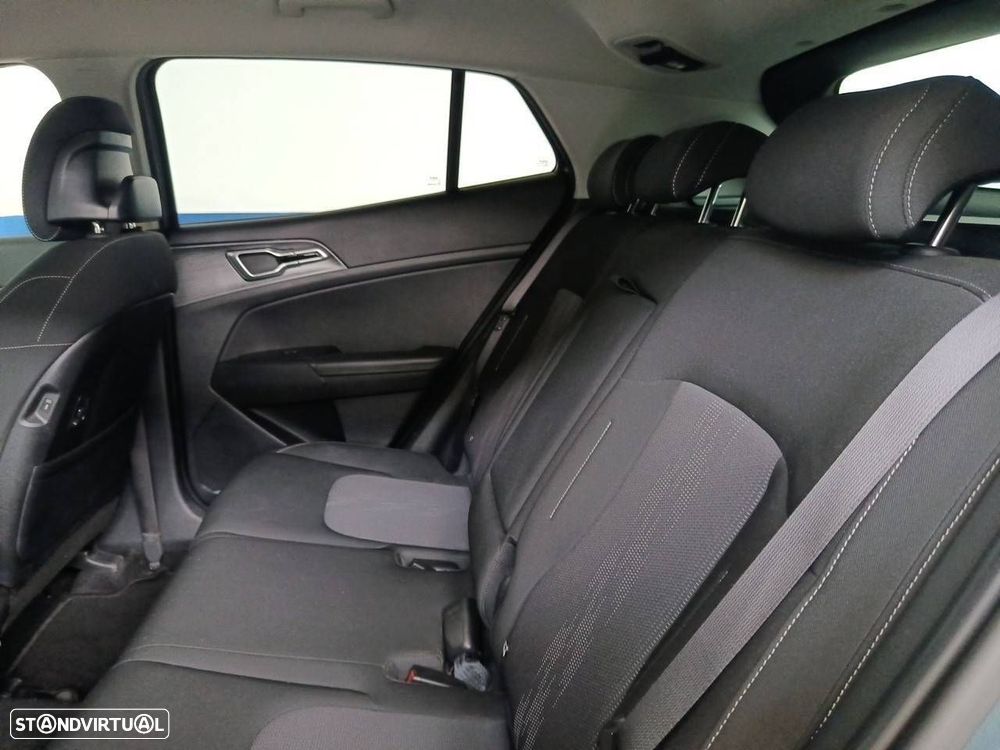 Kia Sportage 1.6 T-GDI Drive - 10