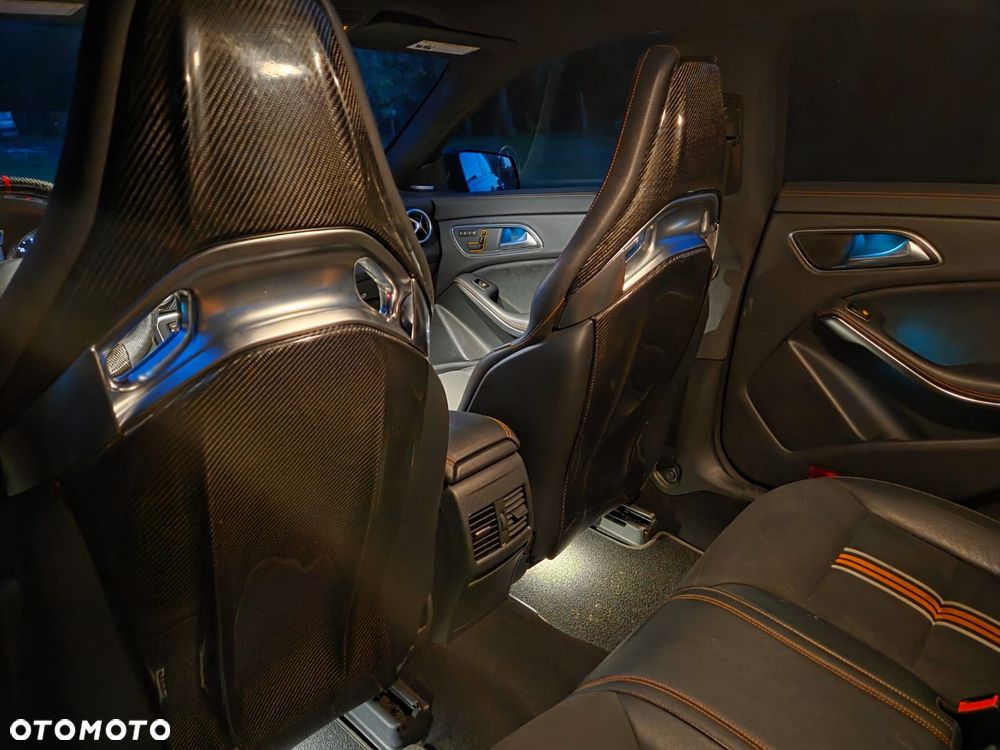 Mercedes-Benz CLA - 8