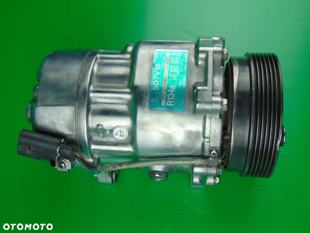 Sprężarka Kompresor klimatyzacji 1J0820803F A3 8L Golf IV 1,9TDI 1,6B - 6