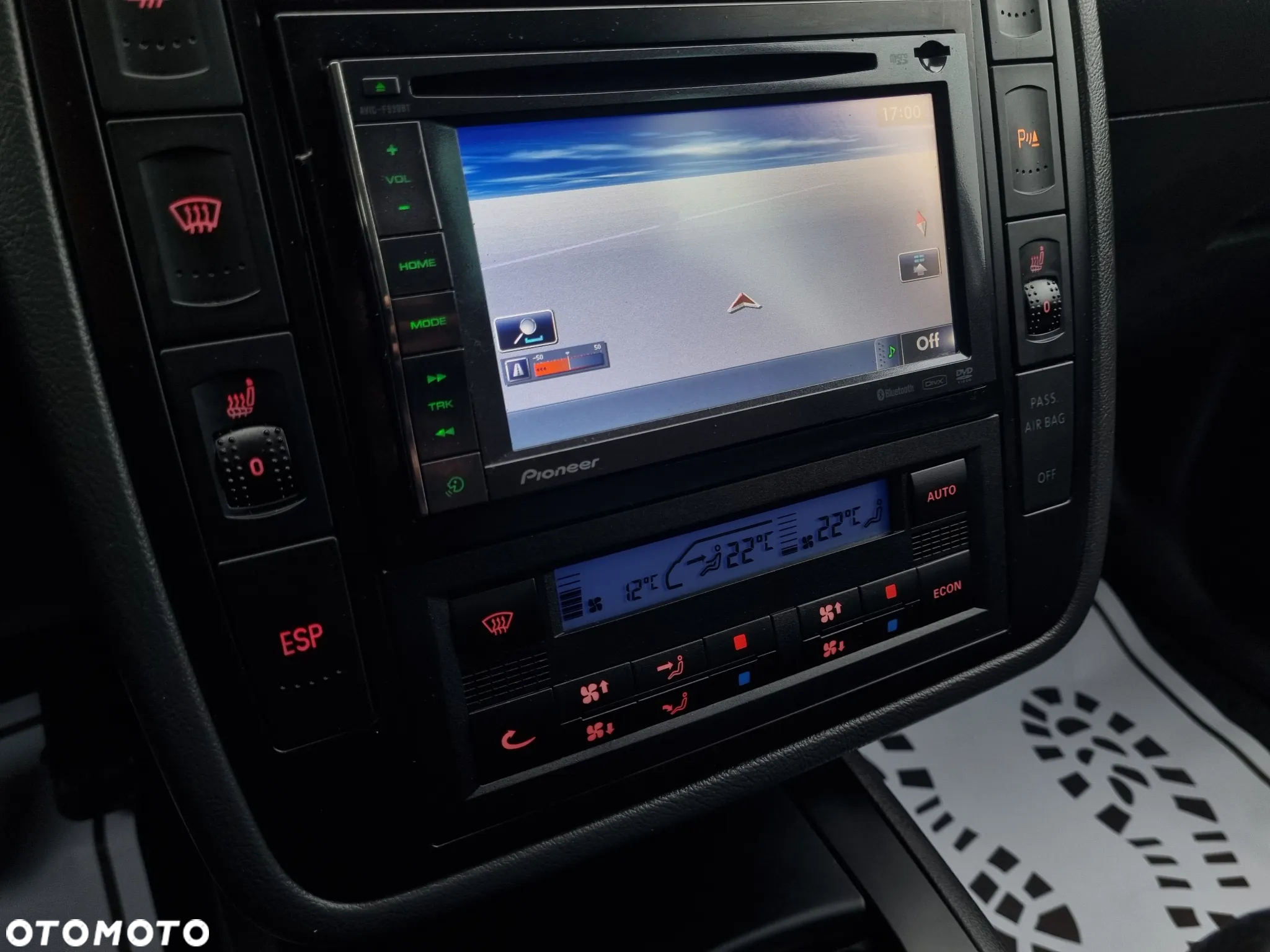 Volkswagen Sharan 1.9 TDI Exclusive Edition II - 22