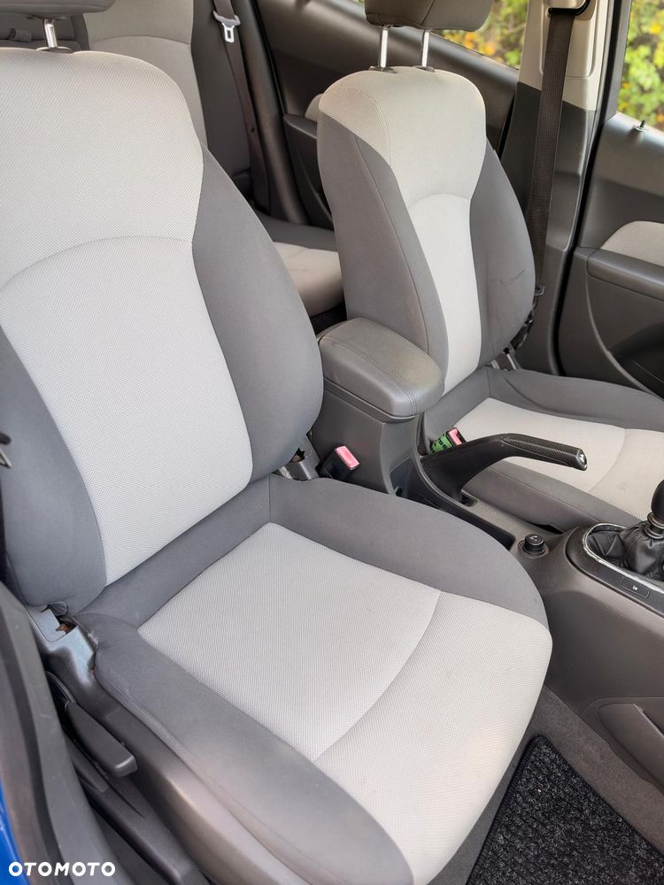 Chevrolet Cruze - 9