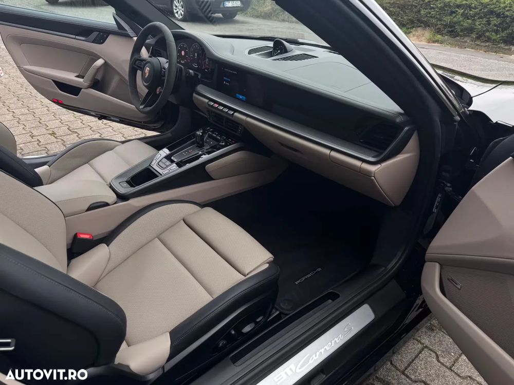 Porsche 911 Carrera S PDK - 17