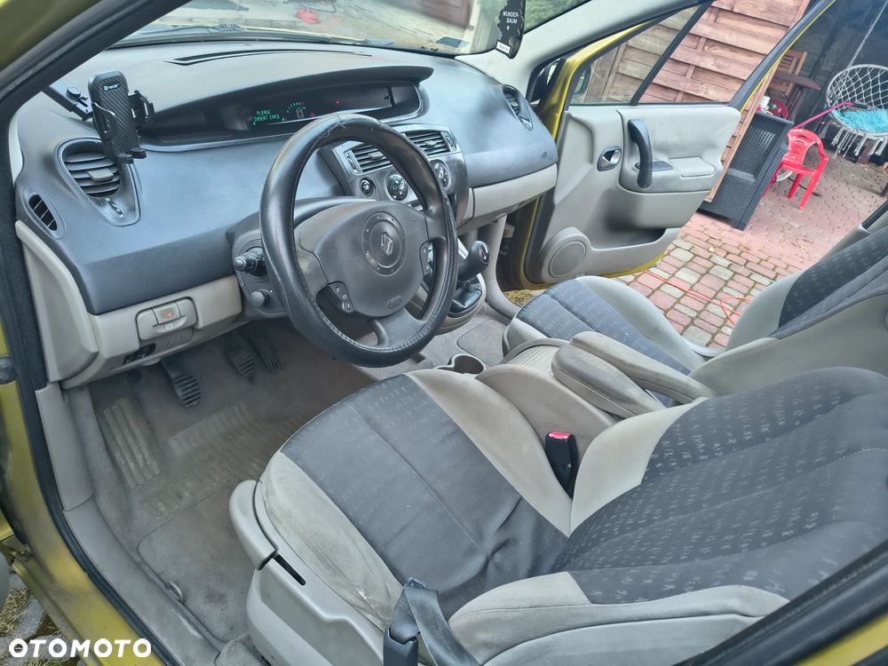 Renault Scenic 1.6 16V Authentique - 5