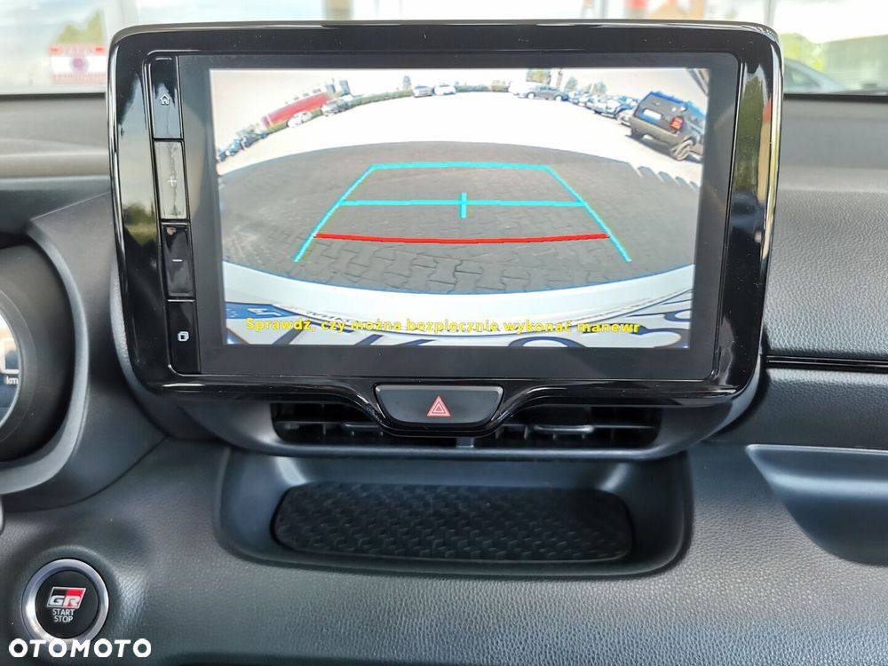 Toyota Yaris - 24