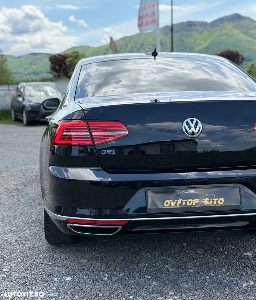 Volkswagen Passat - 39