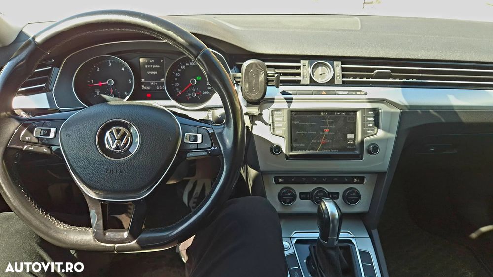 Volkswagen Passat 2.0 TDI DSG (BlueMotion Technology) Comfortline - 10