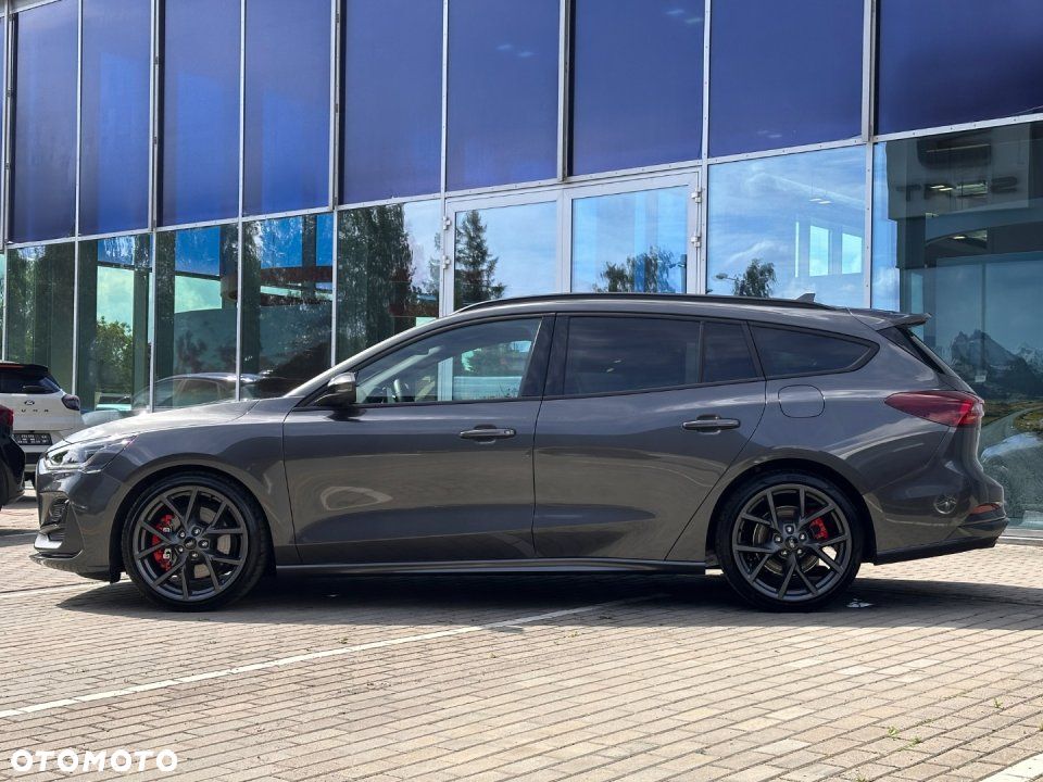 Ford Focus - 8