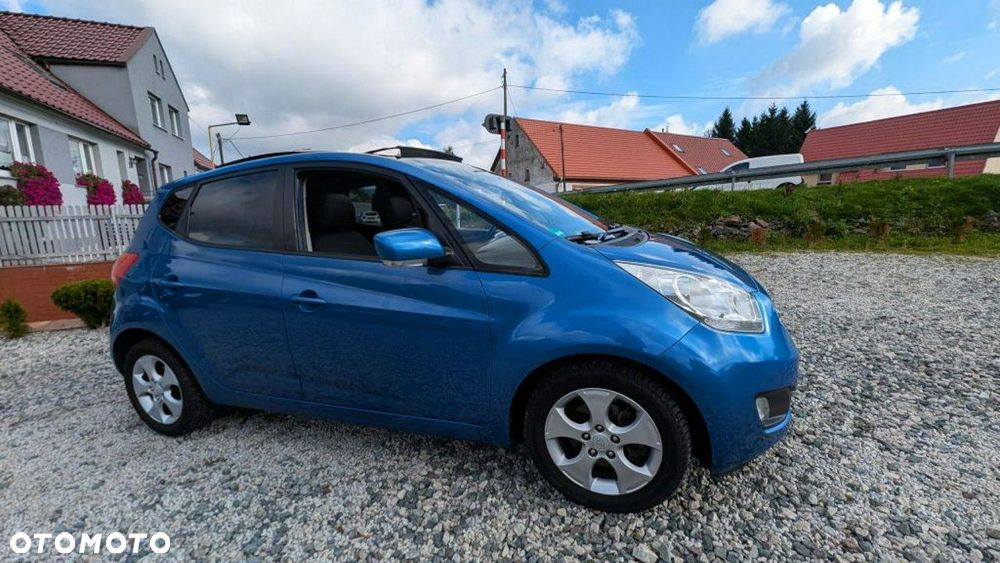 Kia Venga - 5