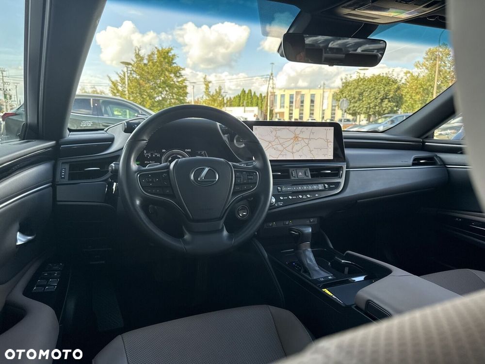 Lexus ES 300h Business Edition - 20