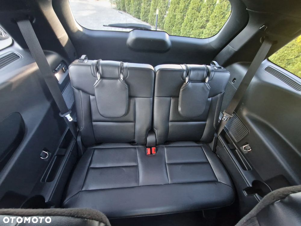 Ford Explorer EcoBoost Plug-in Hybrid ST-LINE - 16