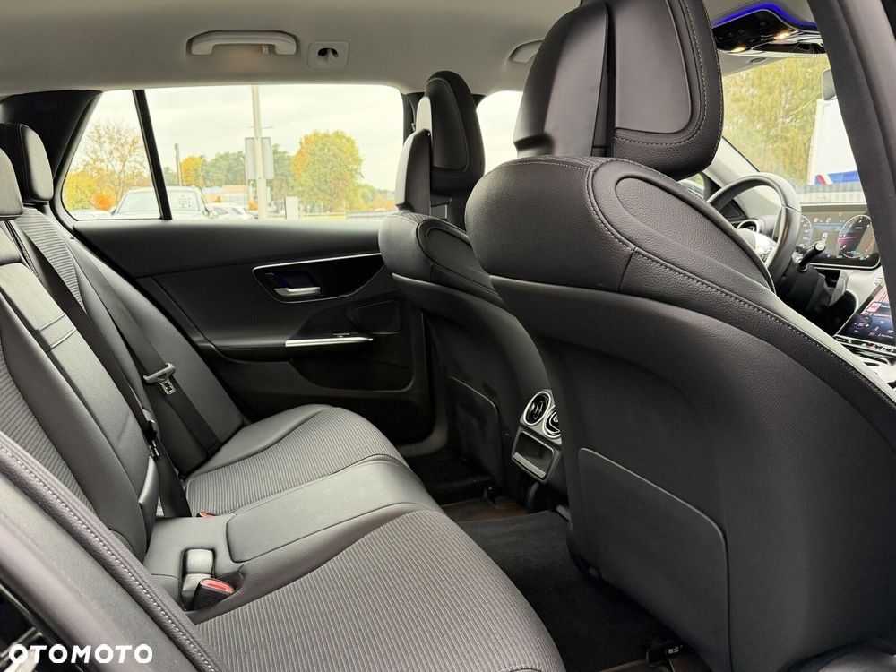 Mercedes-Benz Klasa C 220 d mHEV Avantgarde - 27